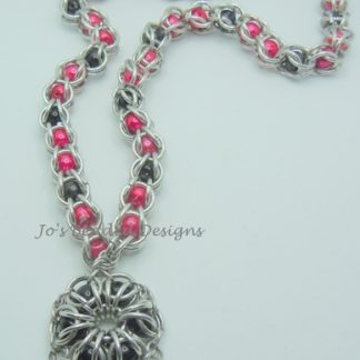Captive Pearls Chainmaille Necklace